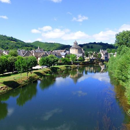 L'Oustal Bed & Breakfast Sainte-Eulalie-d'Olt Exterior foto